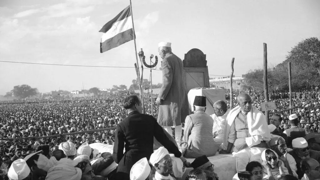 photo_2024-08-21_07-57-57-1024x575 What is Dalit Movement & Discuss It's Feature's