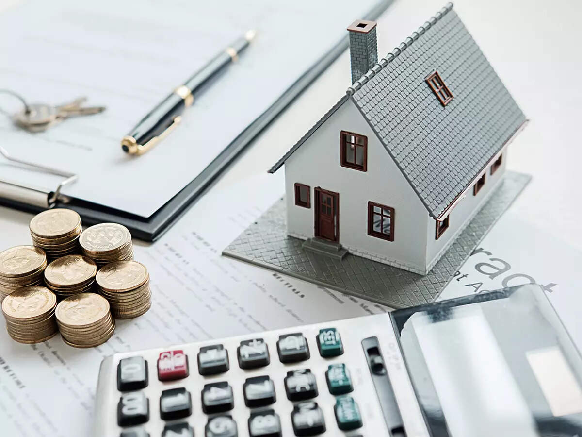 msid-123411625,imgsize-73650.cms Fixed, floating or hybrid: Which home loan interest rate regime works best